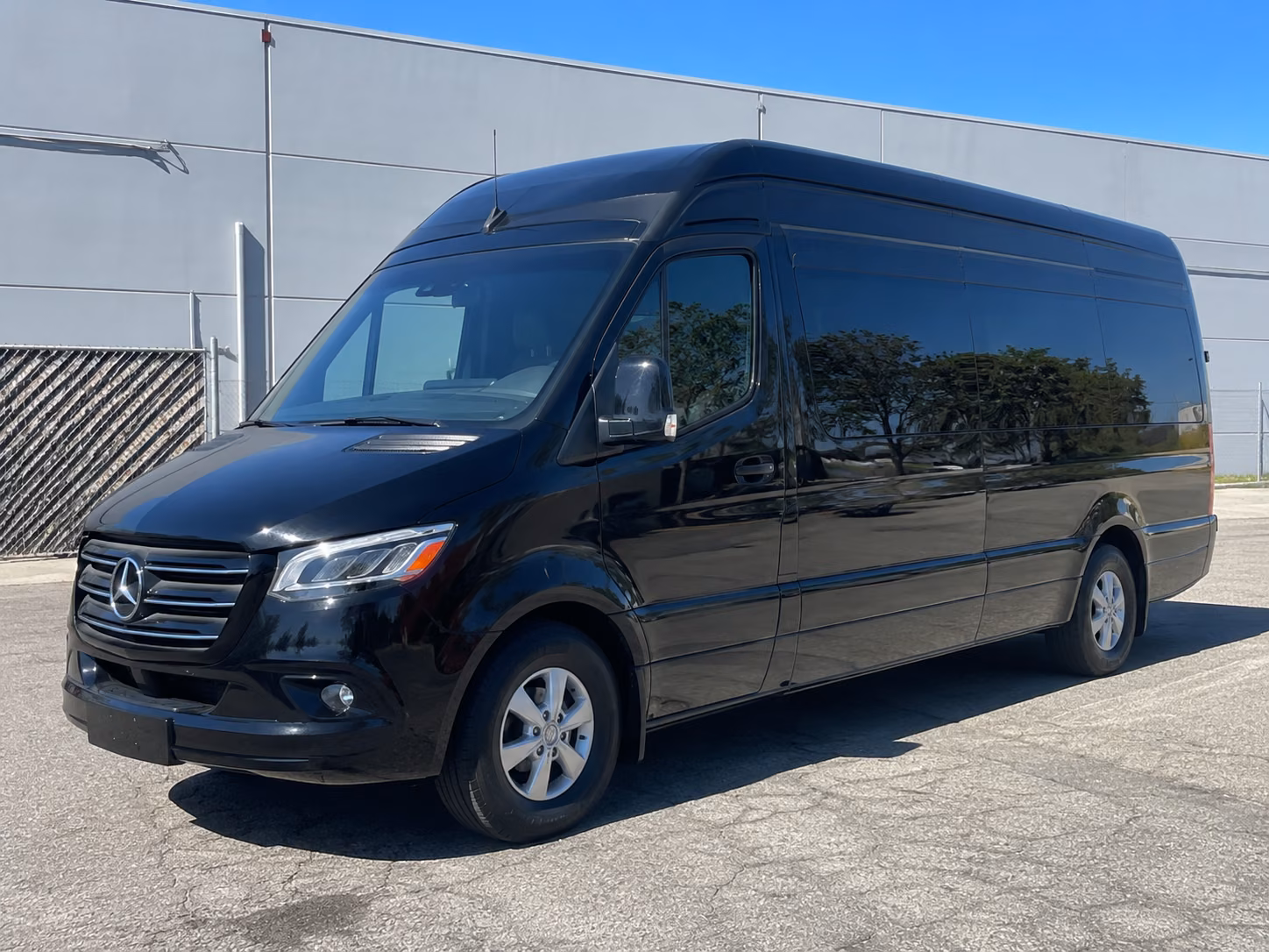 scottsdale 10 passenger sprinter van
