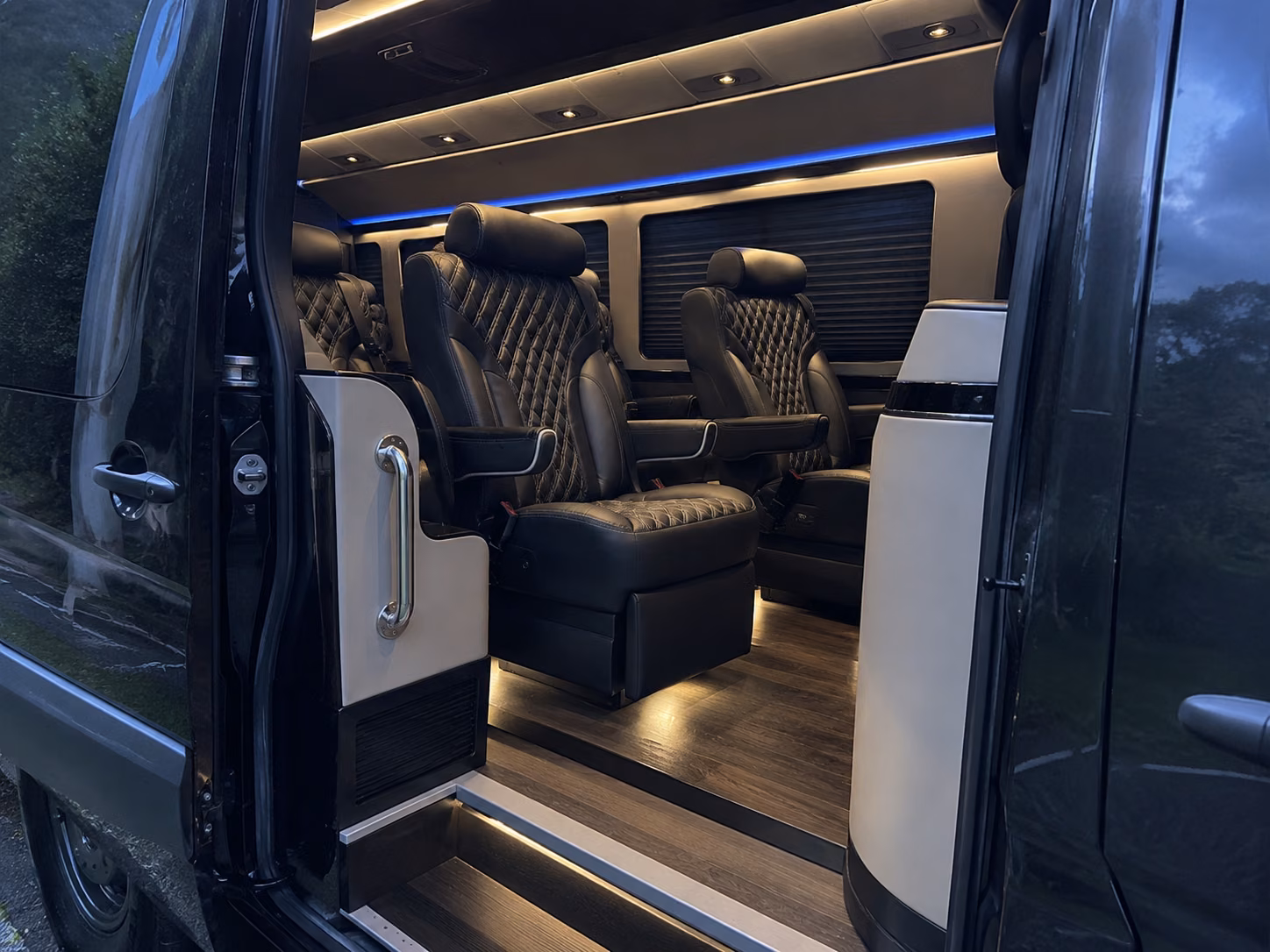 scottsdale 18 passenger sprinter van interior